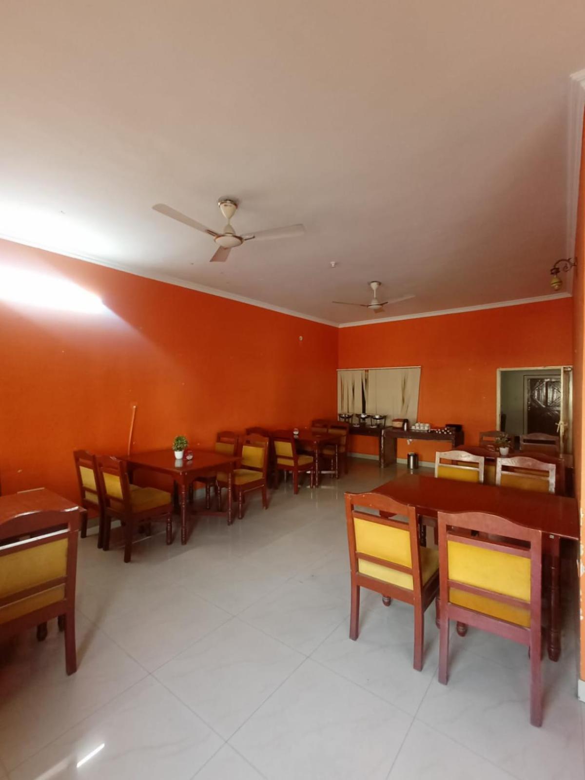 Hotel Singhasan House Jaipur Bagian luar foto