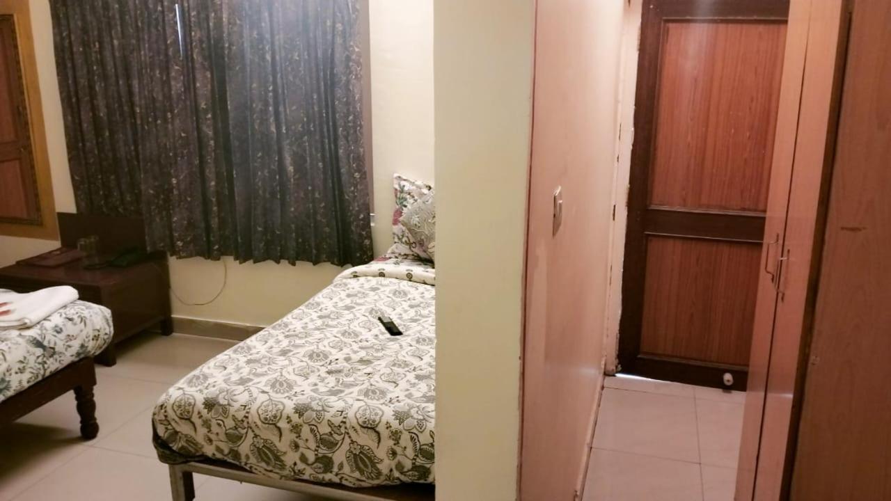 Hotel Singhasan House Jaipur Bagian luar foto