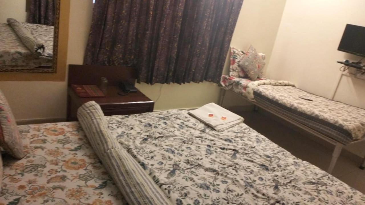 Hotel Singhasan House Jaipur Bagian luar foto