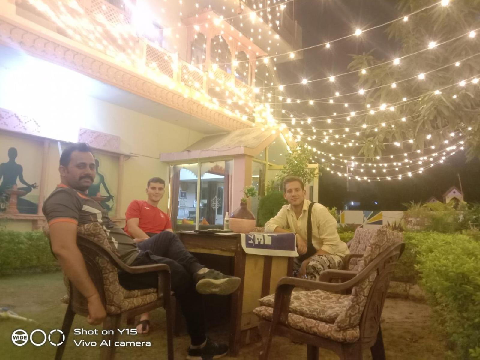 Hotel Singhasan House Jaipur Bagian luar foto