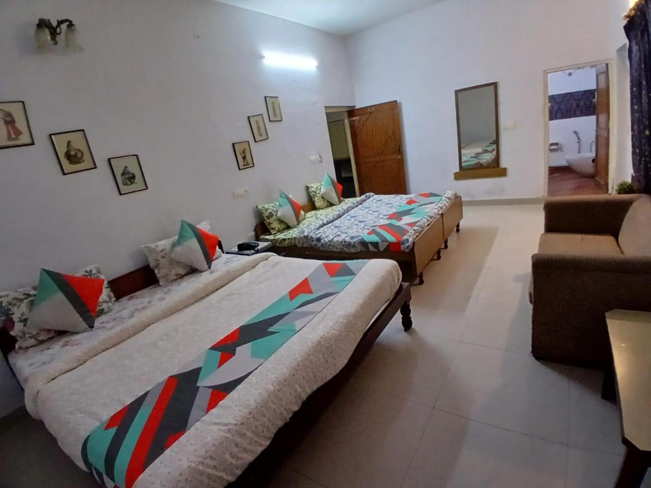 Hotel Singhasan House Jaipur Ruang foto